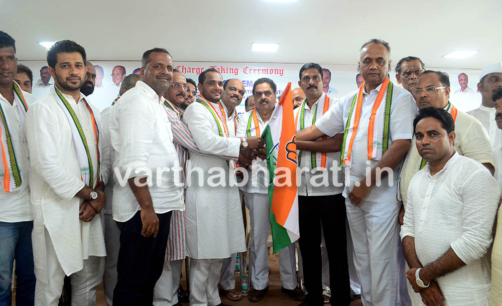 ಜನರ ಜೊತೆಗಿದ್ದು ಕೆಲಸ ನಿರ್ವಹಿಸಿ: ಸೈಯದ್ ಅಹ್ಮದ್